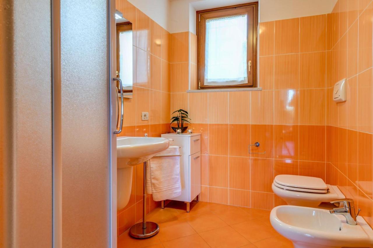 6 Happiness Daire Toscolano Maderno Dış mekan fotoğraf